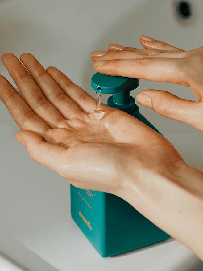 Daily chemical washing